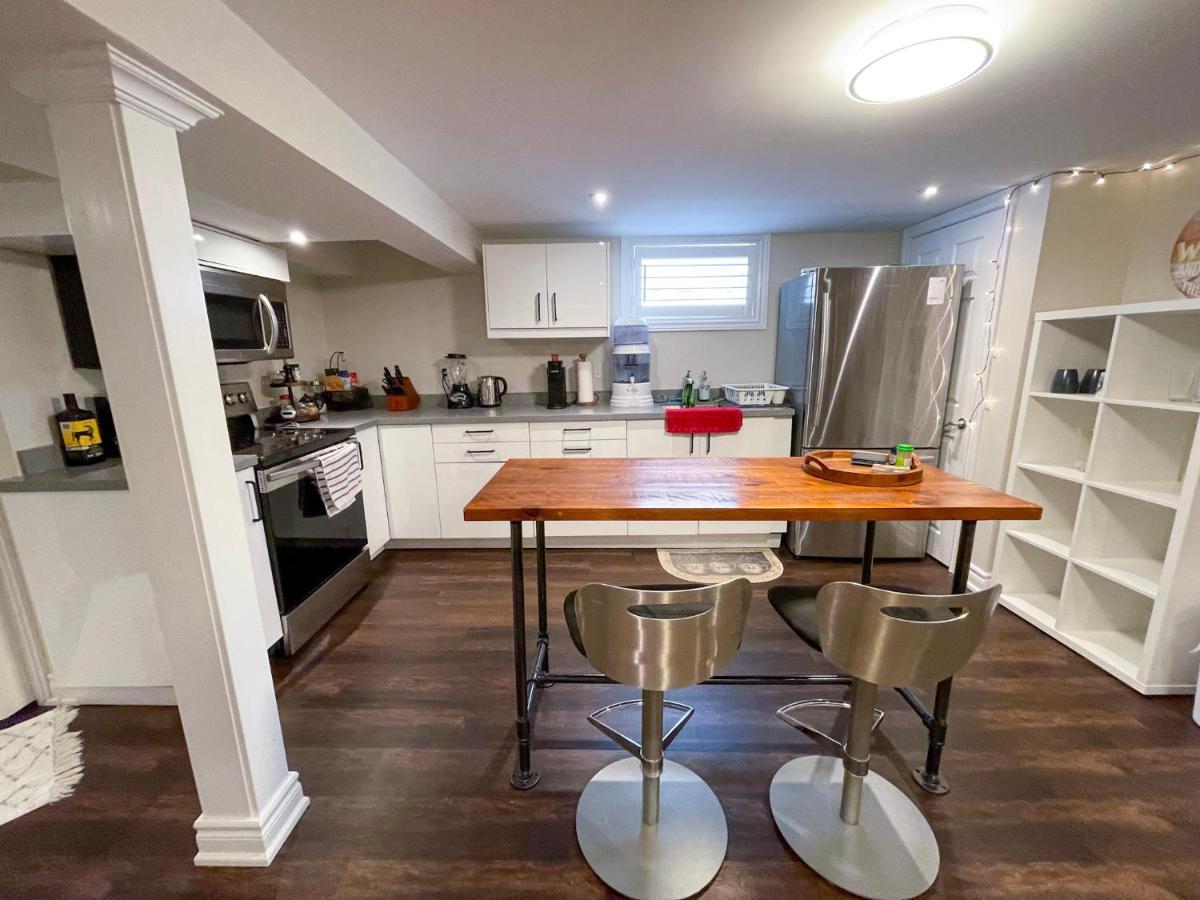 Spacious & Renovated 1Bd Suite W/Parking Toronto Exterior photo