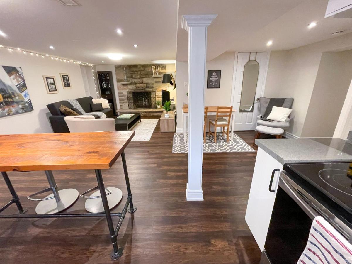 Spacious & Renovated 1Bd Suite W/Parking Toronto Exterior photo