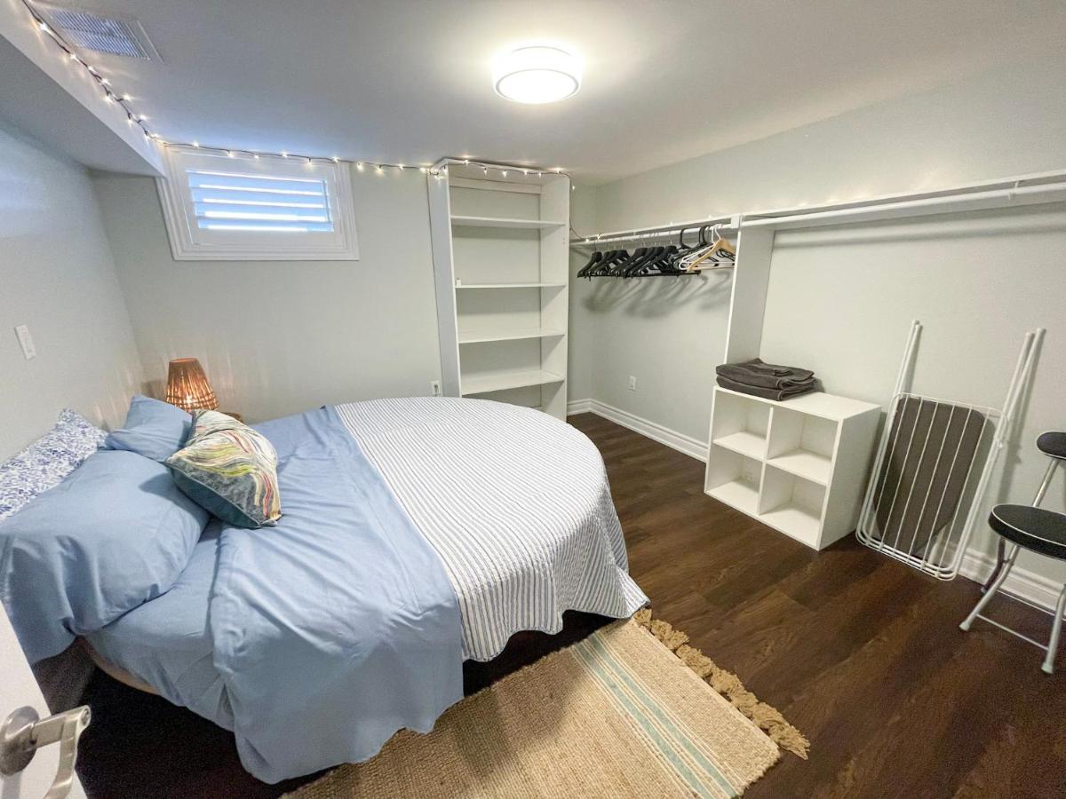 Spacious & Renovated 1Bd Suite W/Parking Toronto Exterior photo
