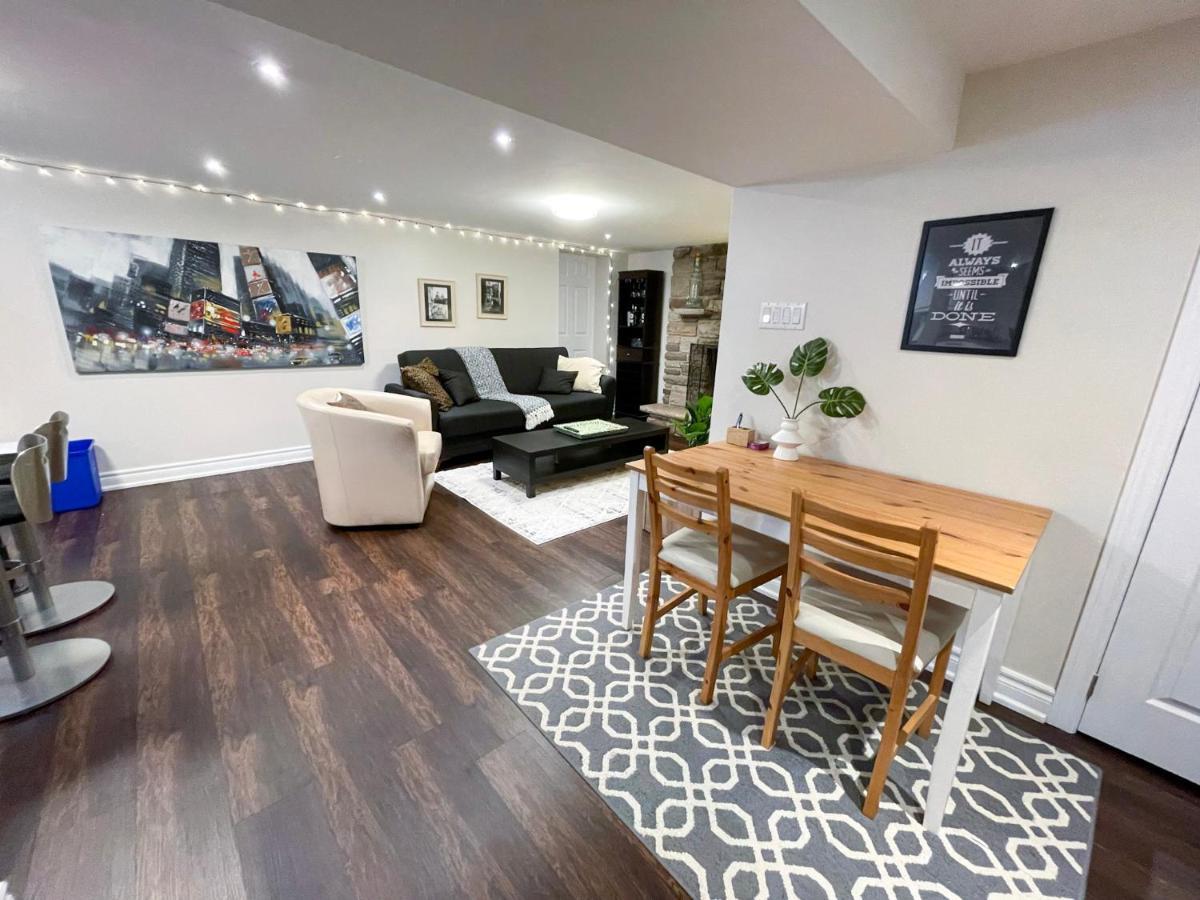 Spacious & Renovated 1Bd Suite W/Parking Toronto Exterior photo